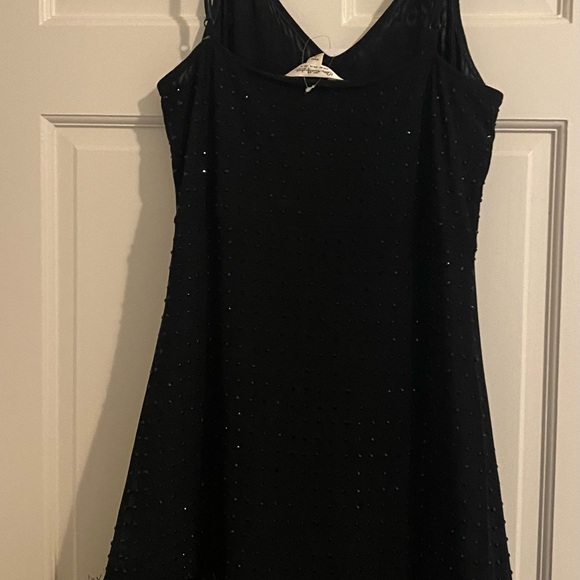 Black cocktail dress - Picture 4 of 4